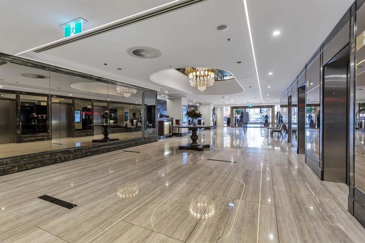 ホテル スタンフォード プラザ アデレード エクステリア 写真 The lobby of the hotel